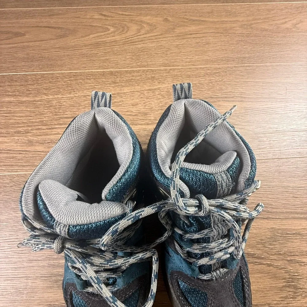 L.L. Bean Kids Trail Model Hiker Boots Waterproof Suede Blue Size 2 Outdoors